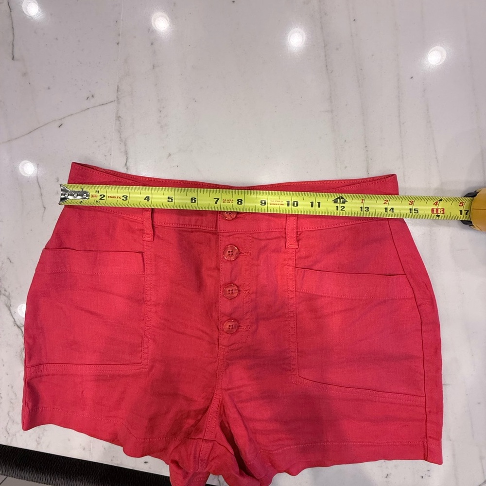 Evereve Joelle Red High-Waist Button-Front Shorts - Picture 7 of 7